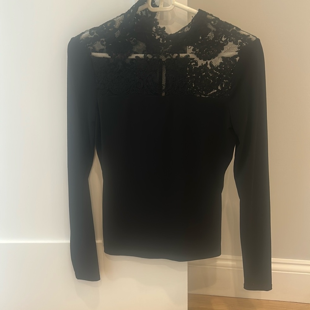 Long sleeve lace Alice and Olivia top, excellent condition